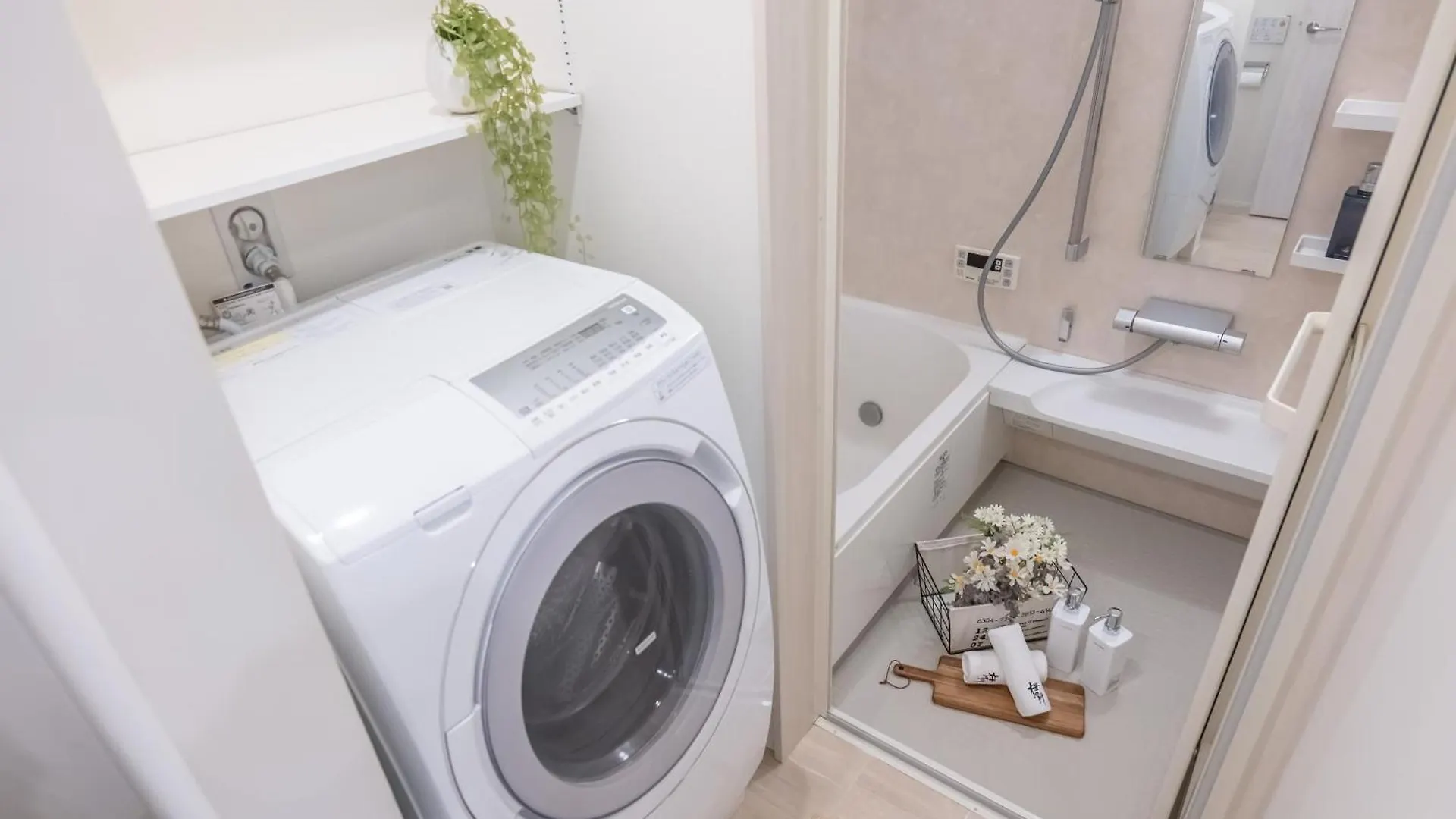 Apartament 桜の川36 Kagurazaka 3Mins, 1 Minute Train To Iidabashi Tokio