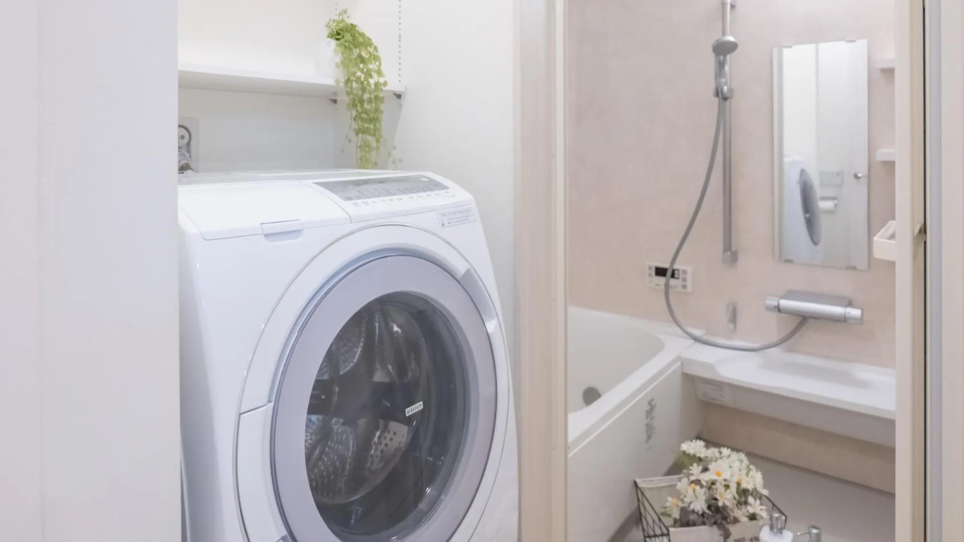 Apartmán 桜の川36 Kagurazaka 3Mins, 1 Minute Train To Iidabashi Prefektura Tokio
